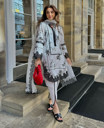 Black and White Floral (3 piece)